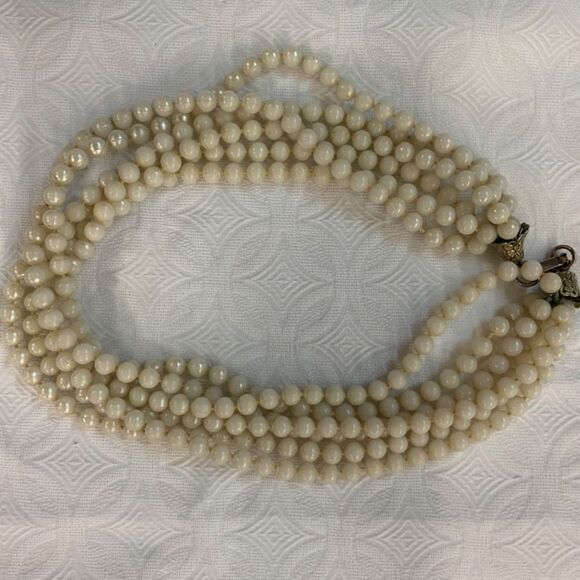 Vintage 1950s Multi Strand Bead Off White Choker Japan Great 4 Up Cycle  (J529) - Picture 3 of 14